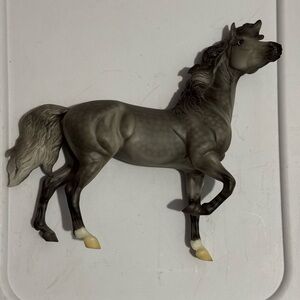 Hwin Breyer Horse Mustang Mare Model